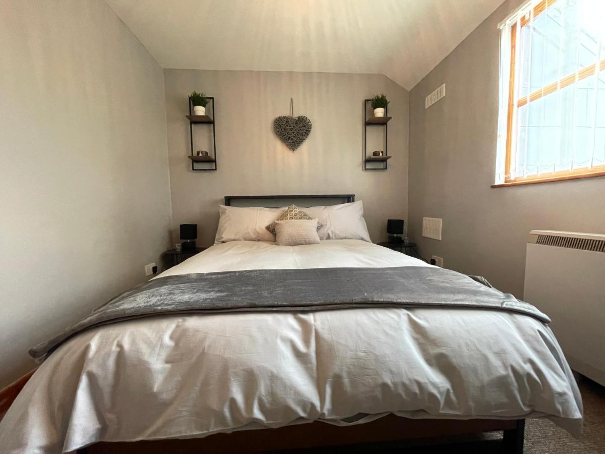 Westend Holiday Let 3 Brecon Extérieur photo