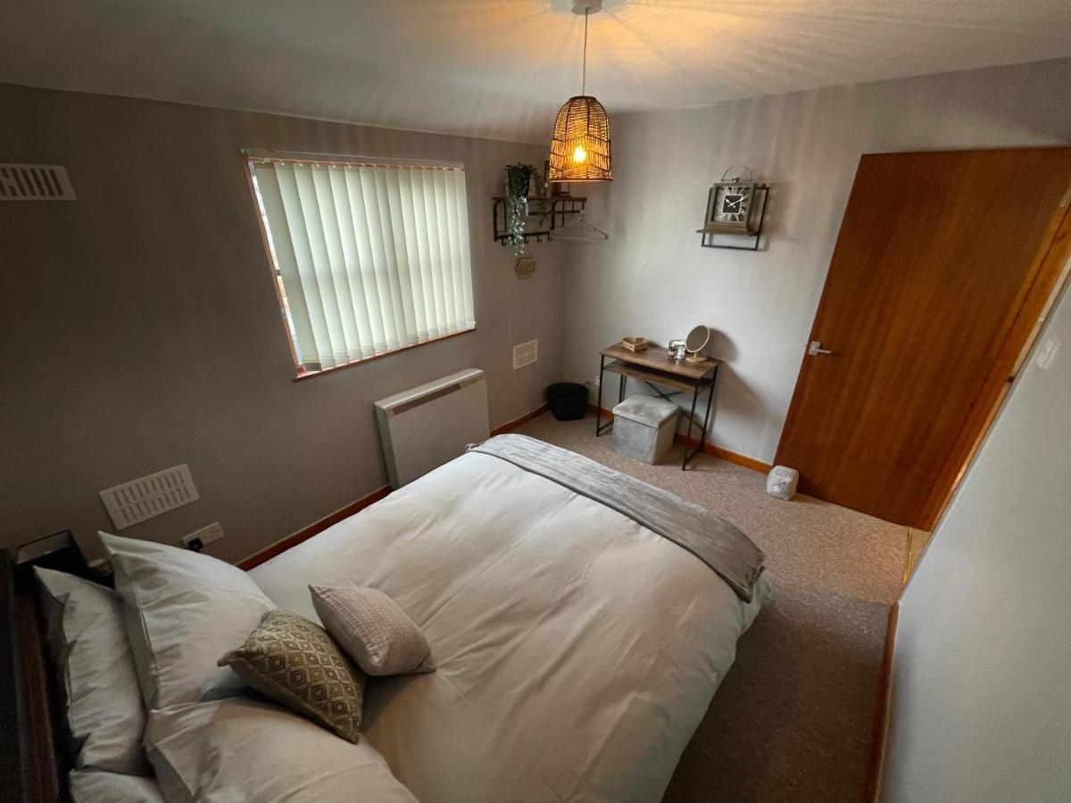 Westend Holiday Let 3 Brecon Extérieur photo